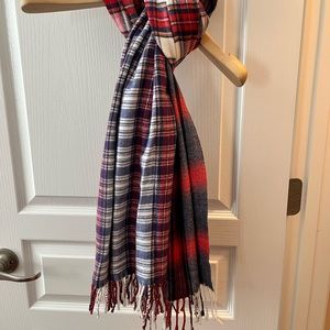 Abercrombie woven scarf (Red Plaid)